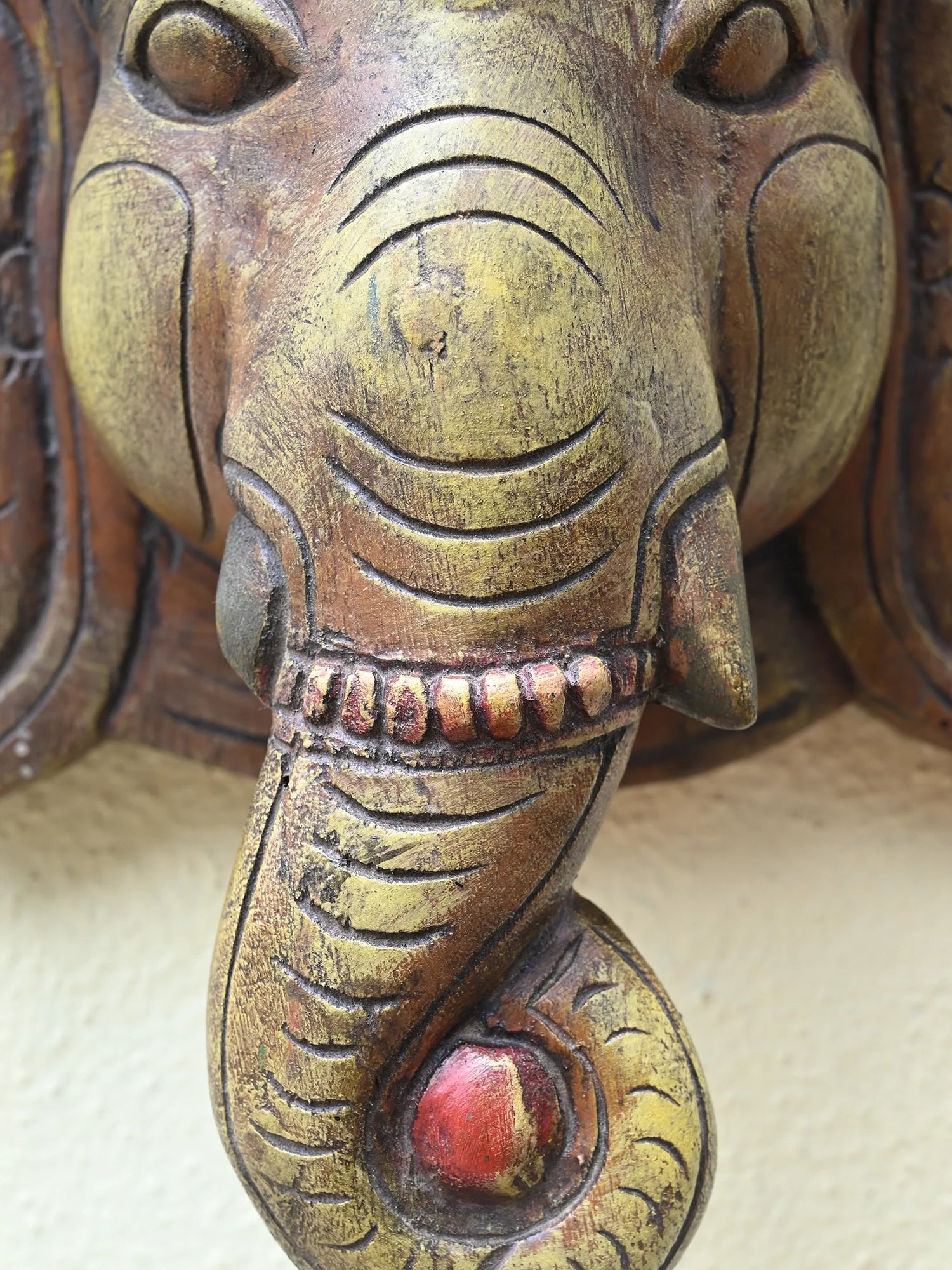 Lord Ganesha Wall Hanging Statue 15'' Vaagai wood